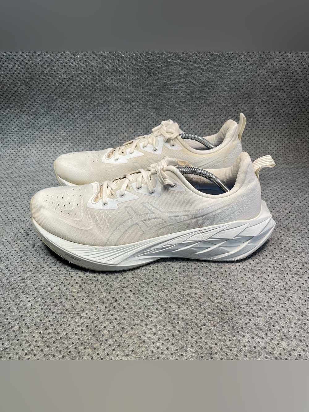Asics Novablast 4 Running Shoes No Insoles Size 11.5 Men’s